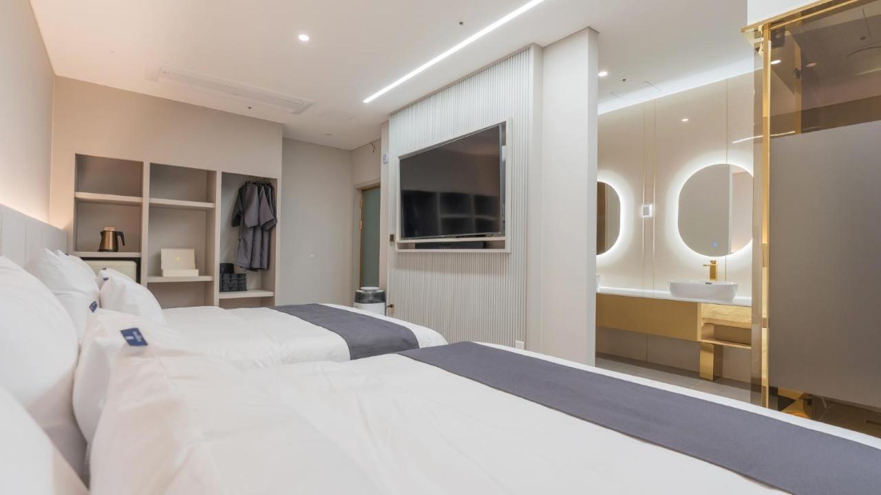 Denbasta Central Hotel Seomyeon Busan Exteriör bild