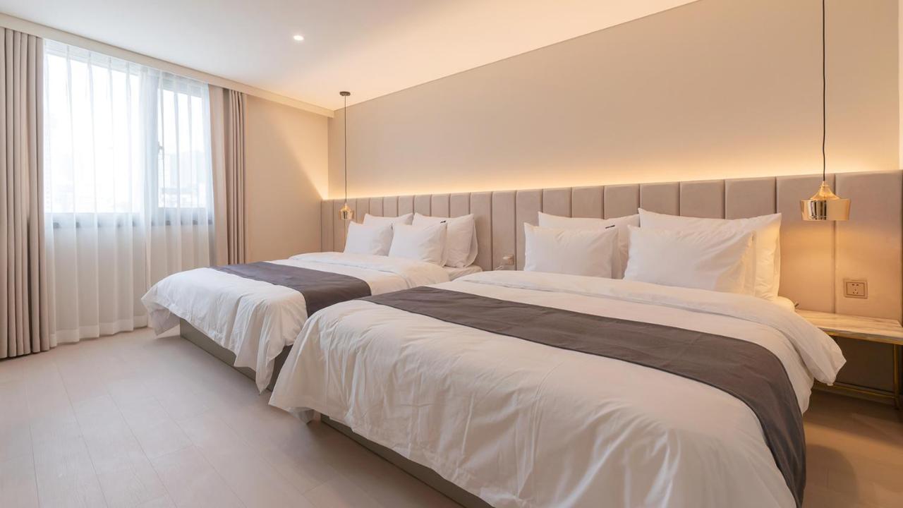 Denbasta Central Hotel Seomyeon Busan Exteriör bild