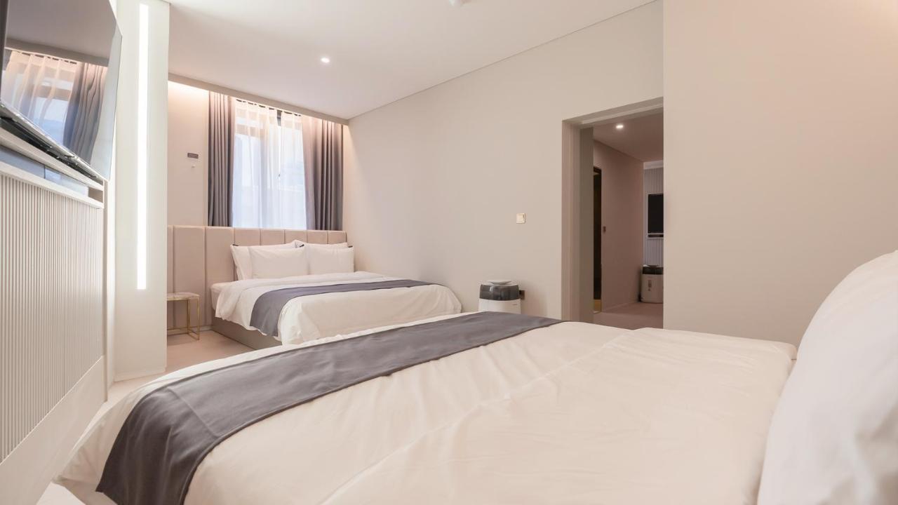 Denbasta Central Hotel Seomyeon Busan Exteriör bild